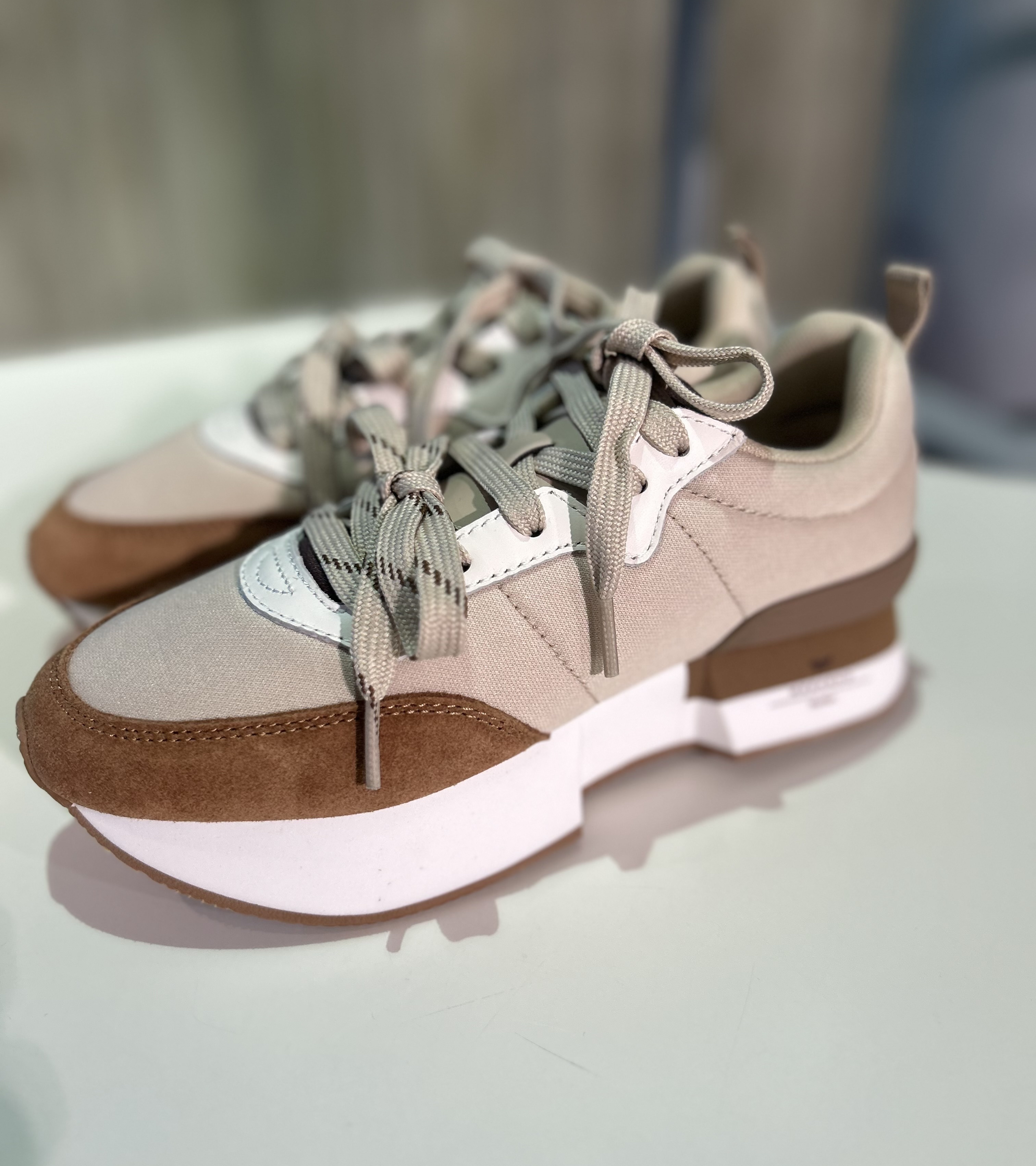 MaxMara（マックスマーラー）